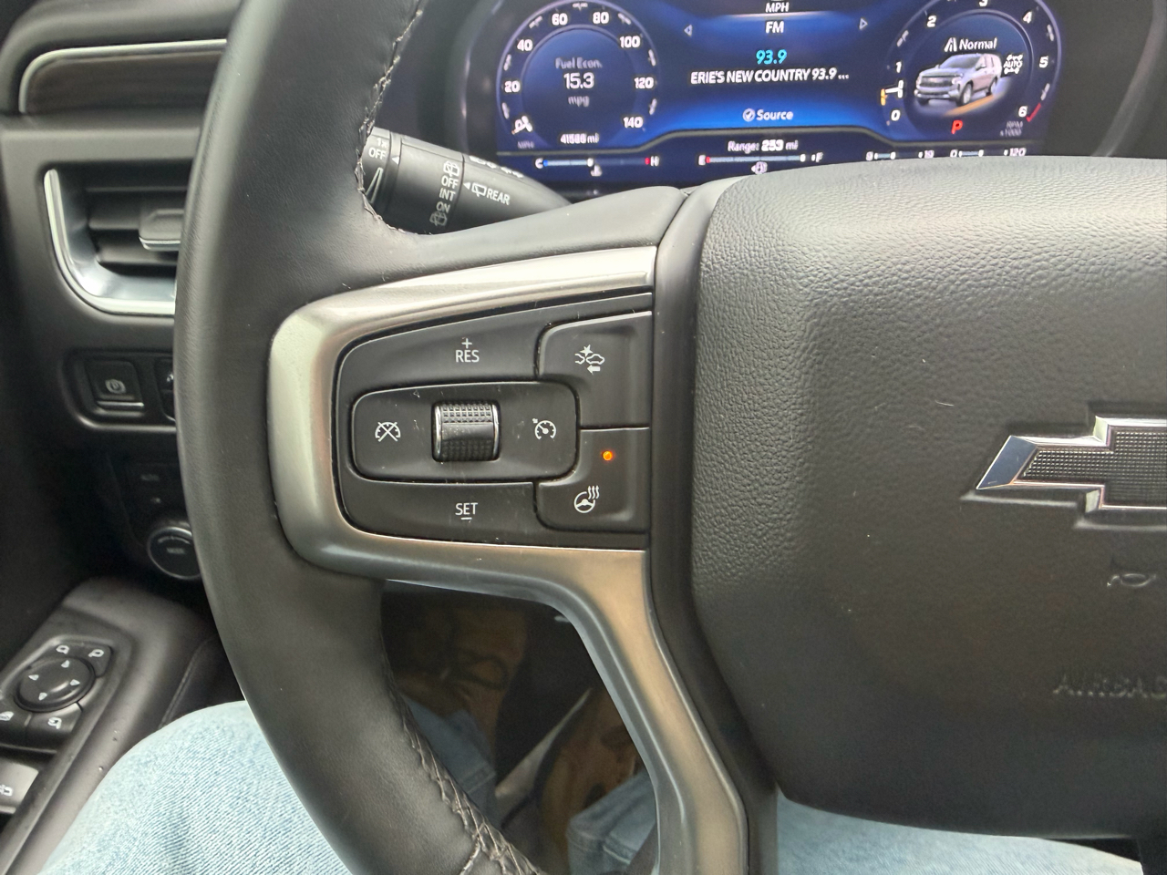 Chevrolet Tahoe 4WD 4dr Z71 2023