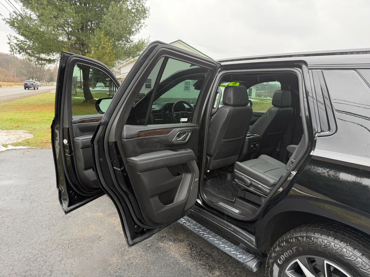 Chevrolet Tahoe 4WD 4dr Z71 2023