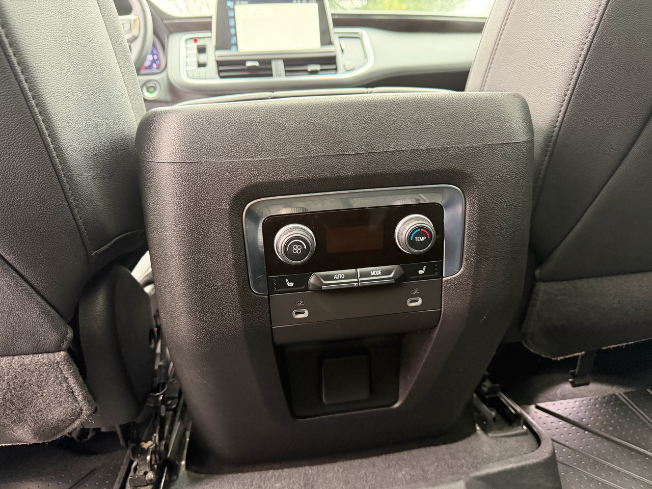 Chevrolet Tahoe 4WD 4dr Z71 2023