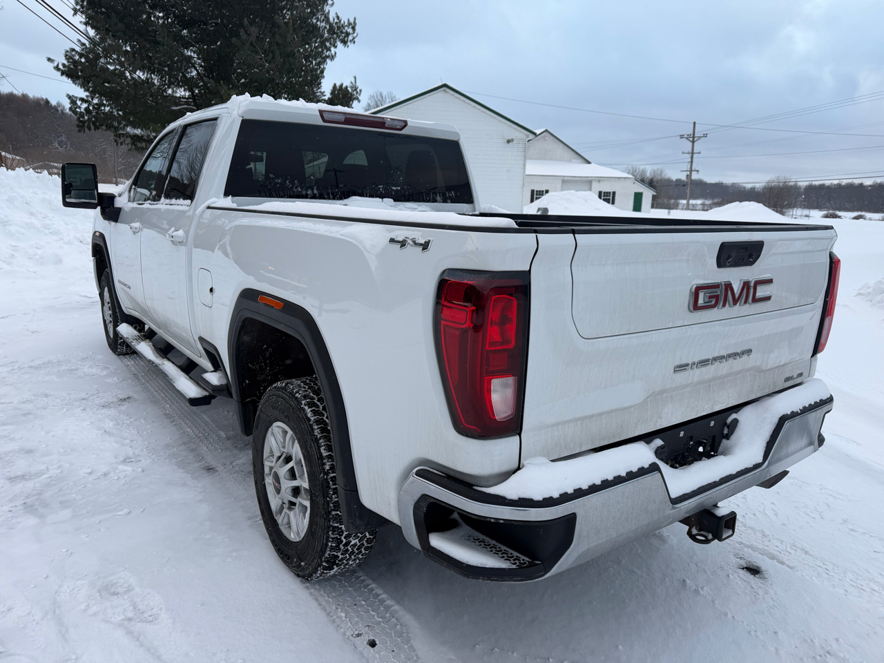 GMC Sierra 2500HD 4WD Crew Cab 159" SLE 2022