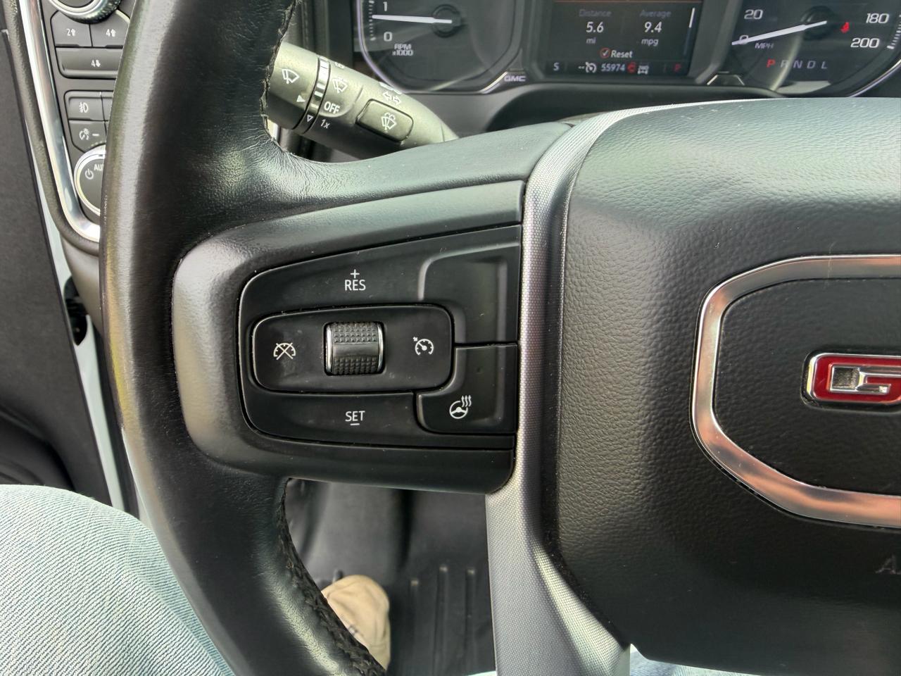 GMC Sierra 2500HD 4WD Crew Cab 159" SLE 2022