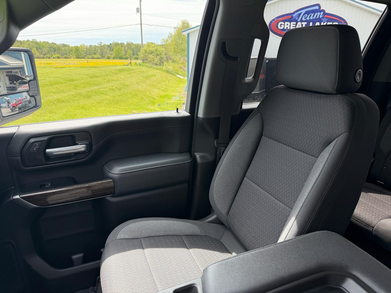 GMC Sierra 2500HD 4WD Crew Cab 159" SLE 2022