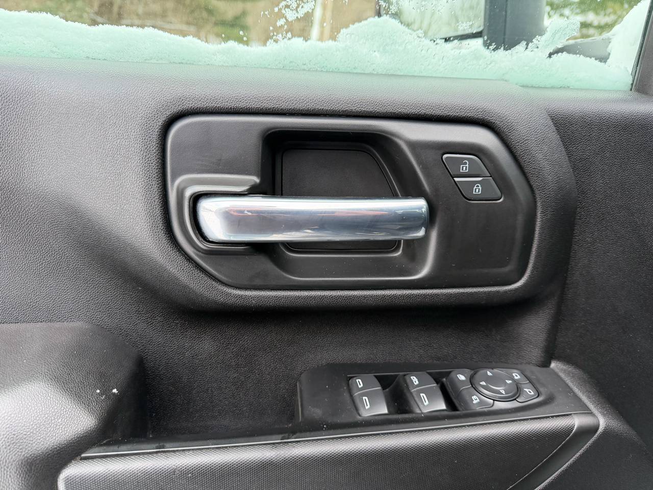 Chevrolet Silverado 2500HD 4WD Crew Cab 159" Custom 2022