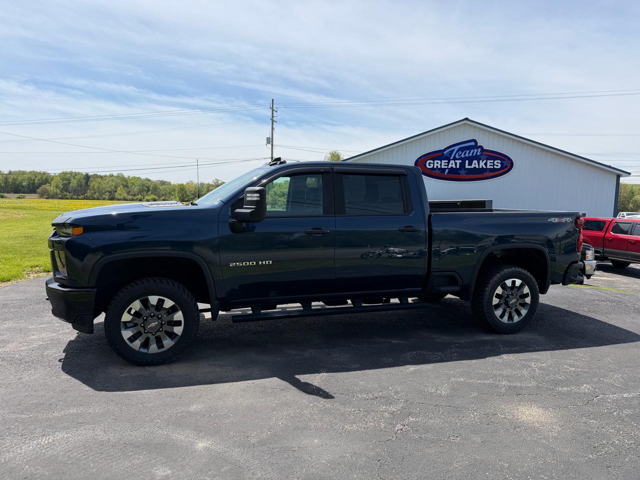 Chevrolet Silverado 2500HD 4WD Crew Cab 159" Custom 2022