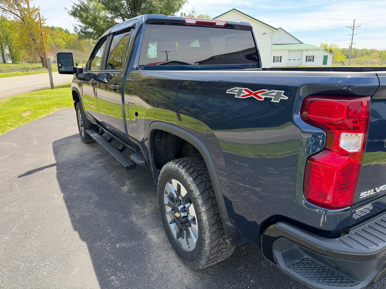 Chevrolet Silverado 2500HD 4WD Crew Cab 159" Custom 2022