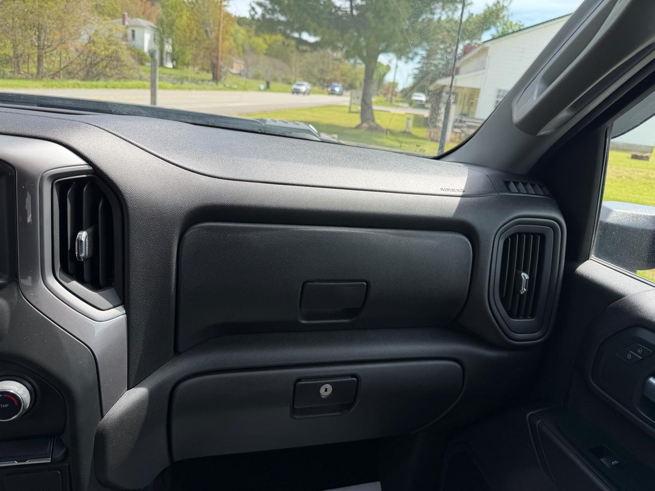 Chevrolet Silverado 2500HD 4WD Crew Cab 159" Custom 2022