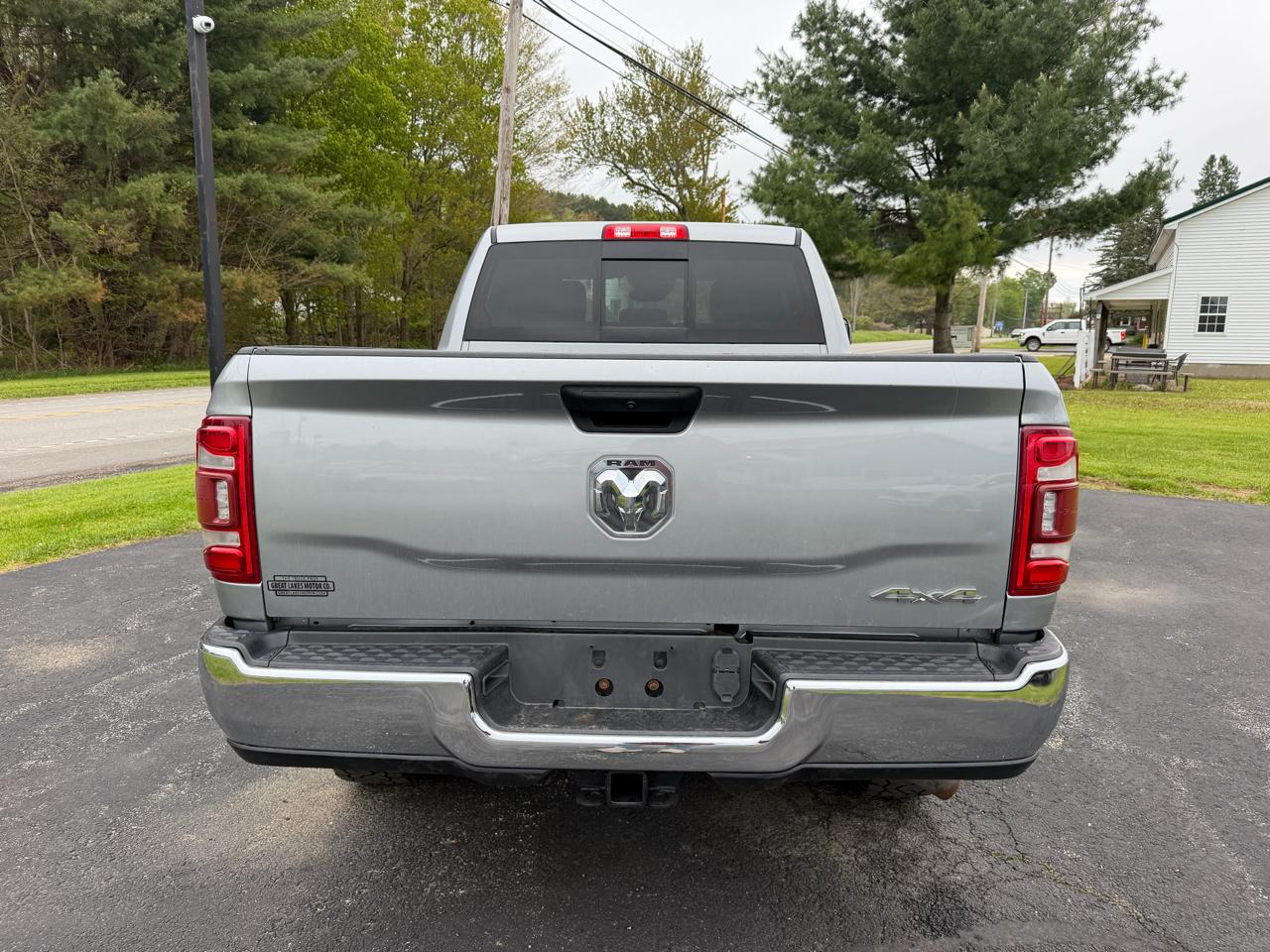 RAM 2500 Tradesman 4x4 Crew Cab 6'4" Box 2020