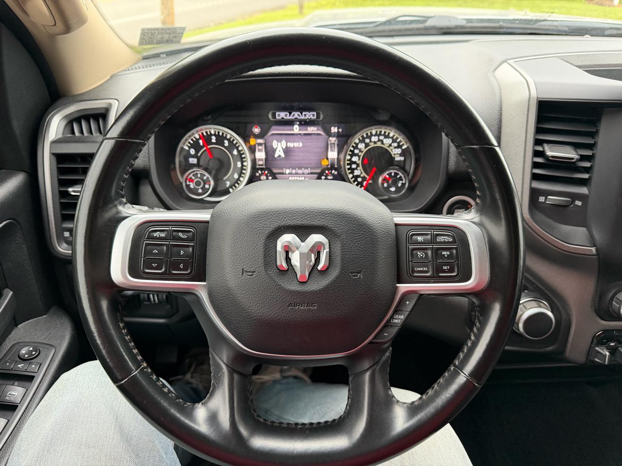 RAM 2500 Tradesman 4x4 Crew Cab 6'4" Box 2020