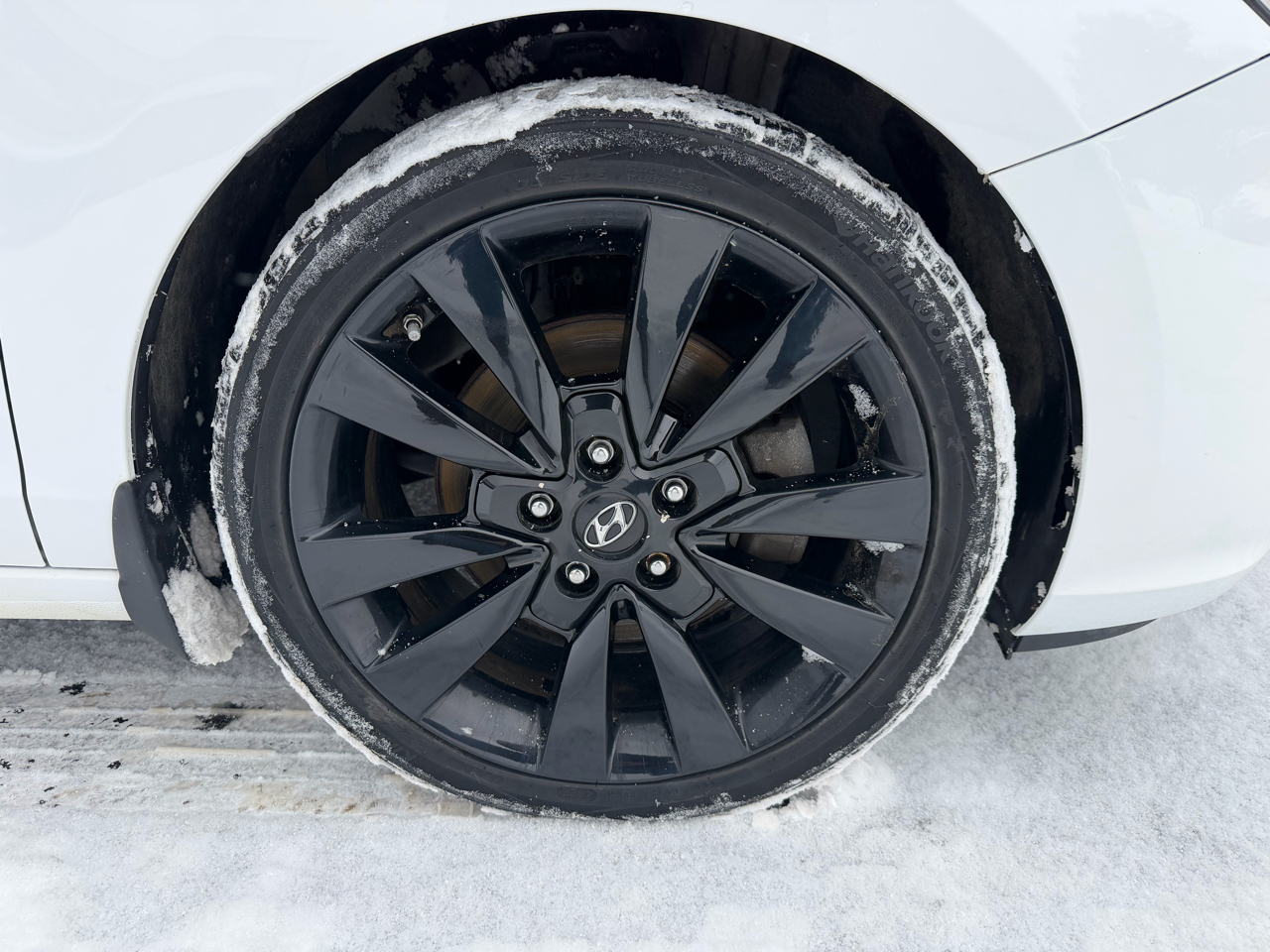 Hyundai Elantra GT Sport Auto 2018