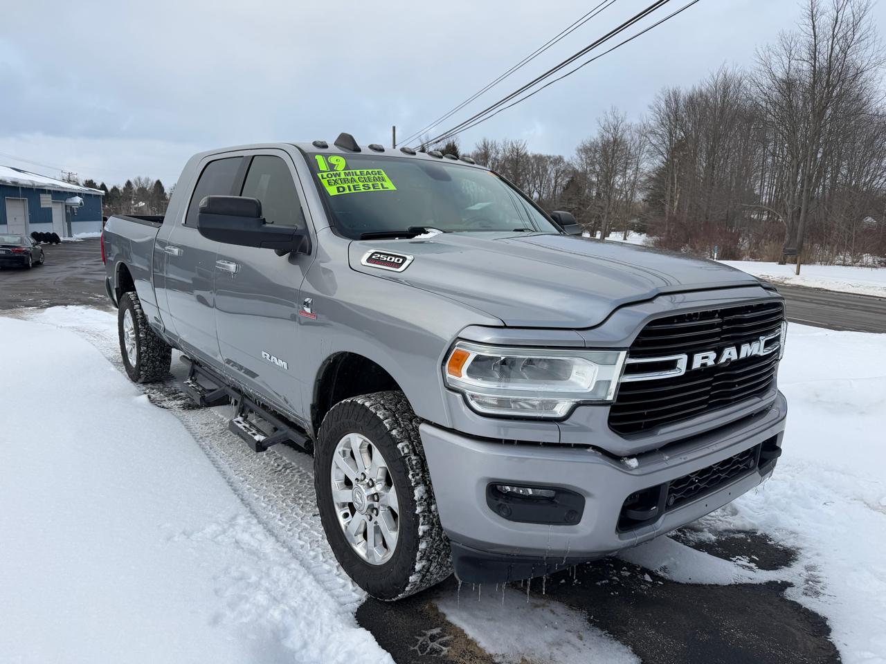RAM 2500 Big Horn 4x4 Mega Cab 6'4" Box 2019
