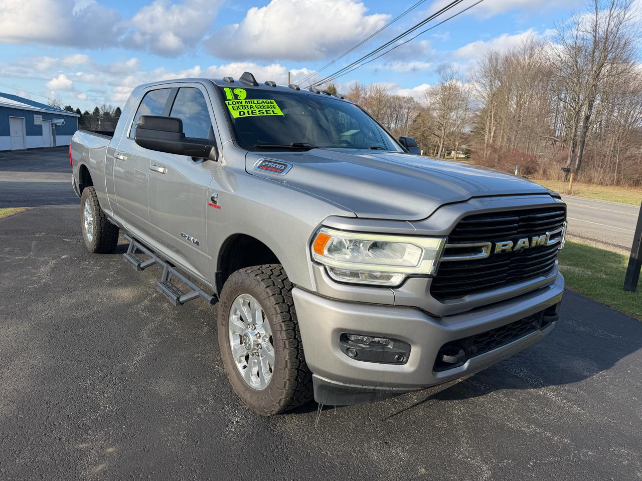 RAM 2500 Big Horn 4x4 Mega Cab 6'4" Box 2019