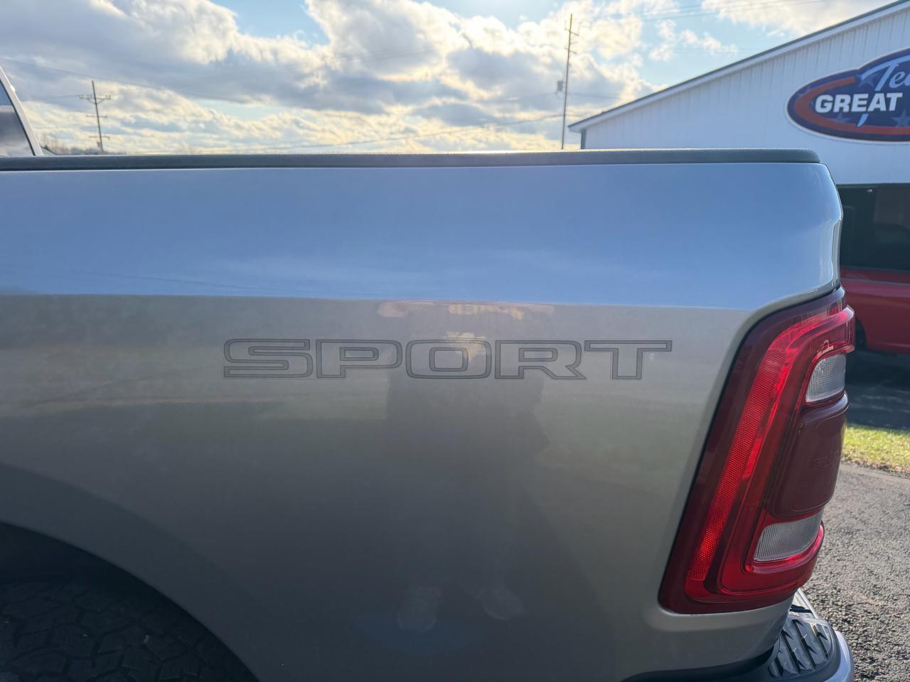 RAM 2500 Big Horn 4x4 Mega Cab 6'4" Box 2019