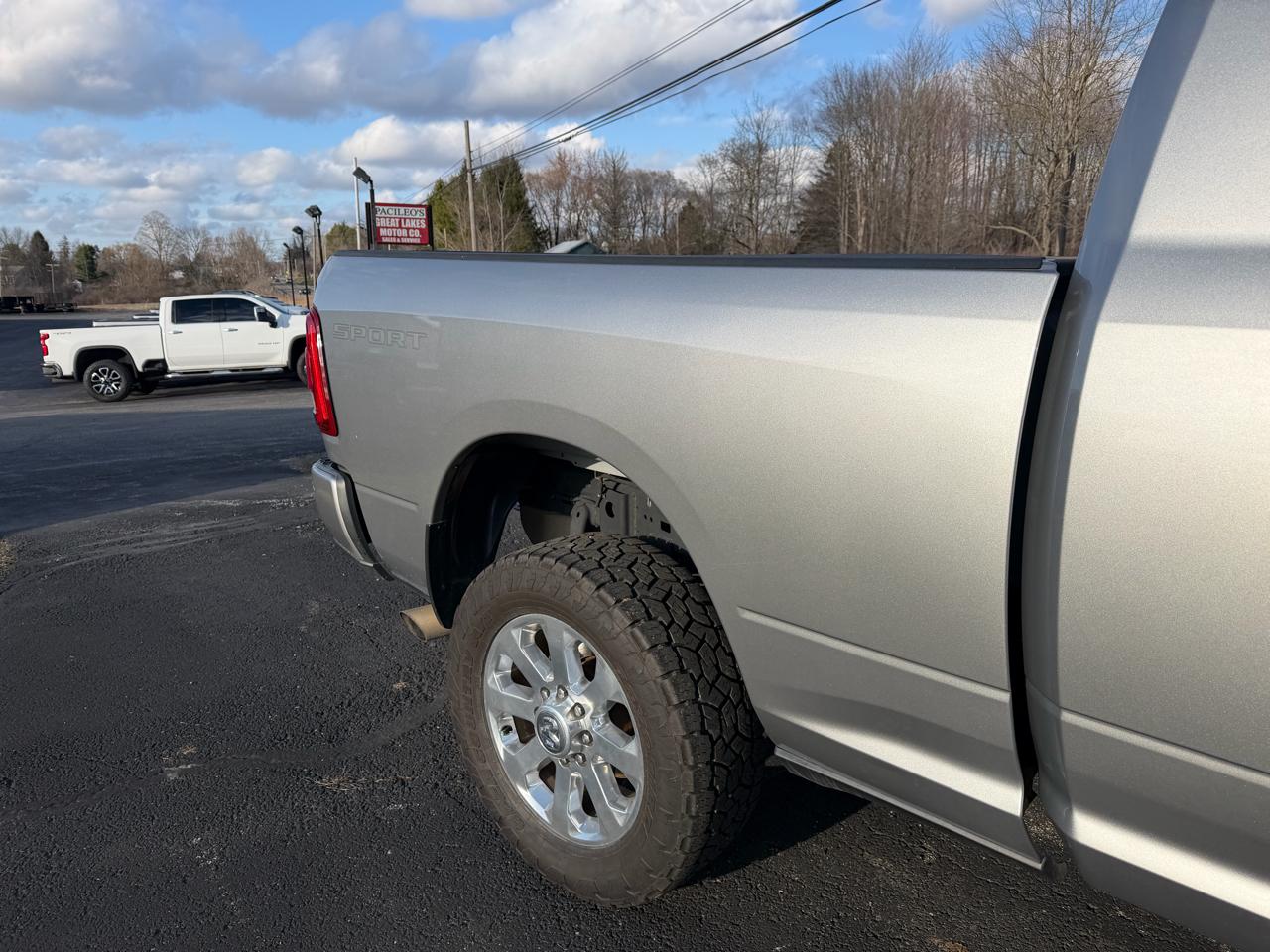 RAM 2500 Big Horn 4x4 Mega Cab 6'4" Box 2019
