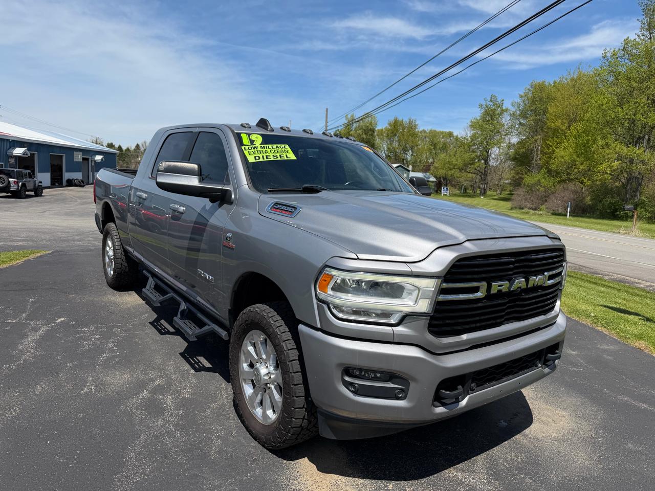 RAM 2500 Big Horn 4x4 Mega Cab 6'4" Box 2019