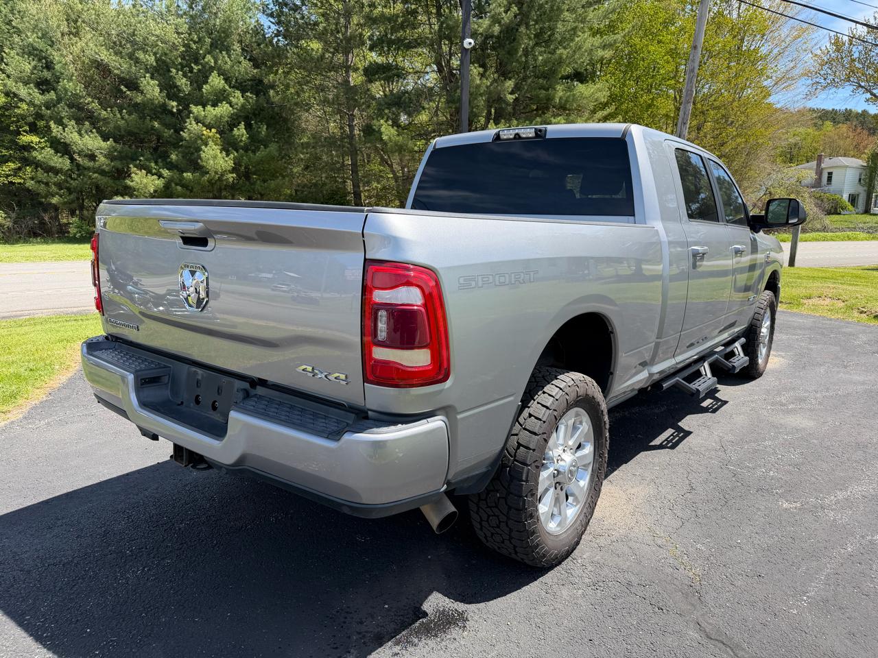 RAM 2500 Big Horn 4x4 Mega Cab 6'4" Box 2019