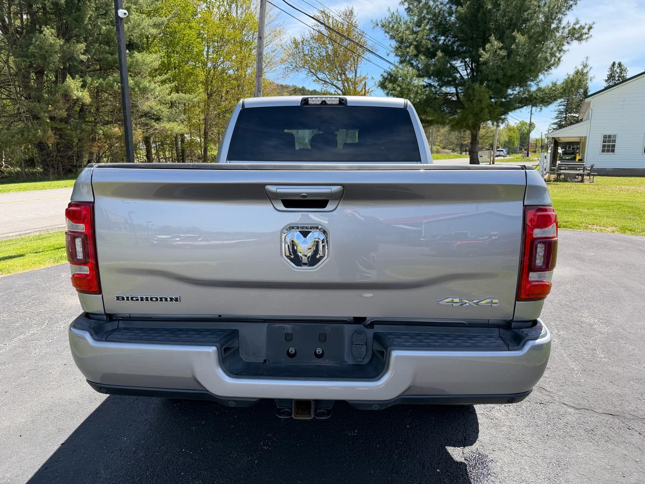 RAM 2500 Big Horn 4x4 Mega Cab 6'4" Box 2019