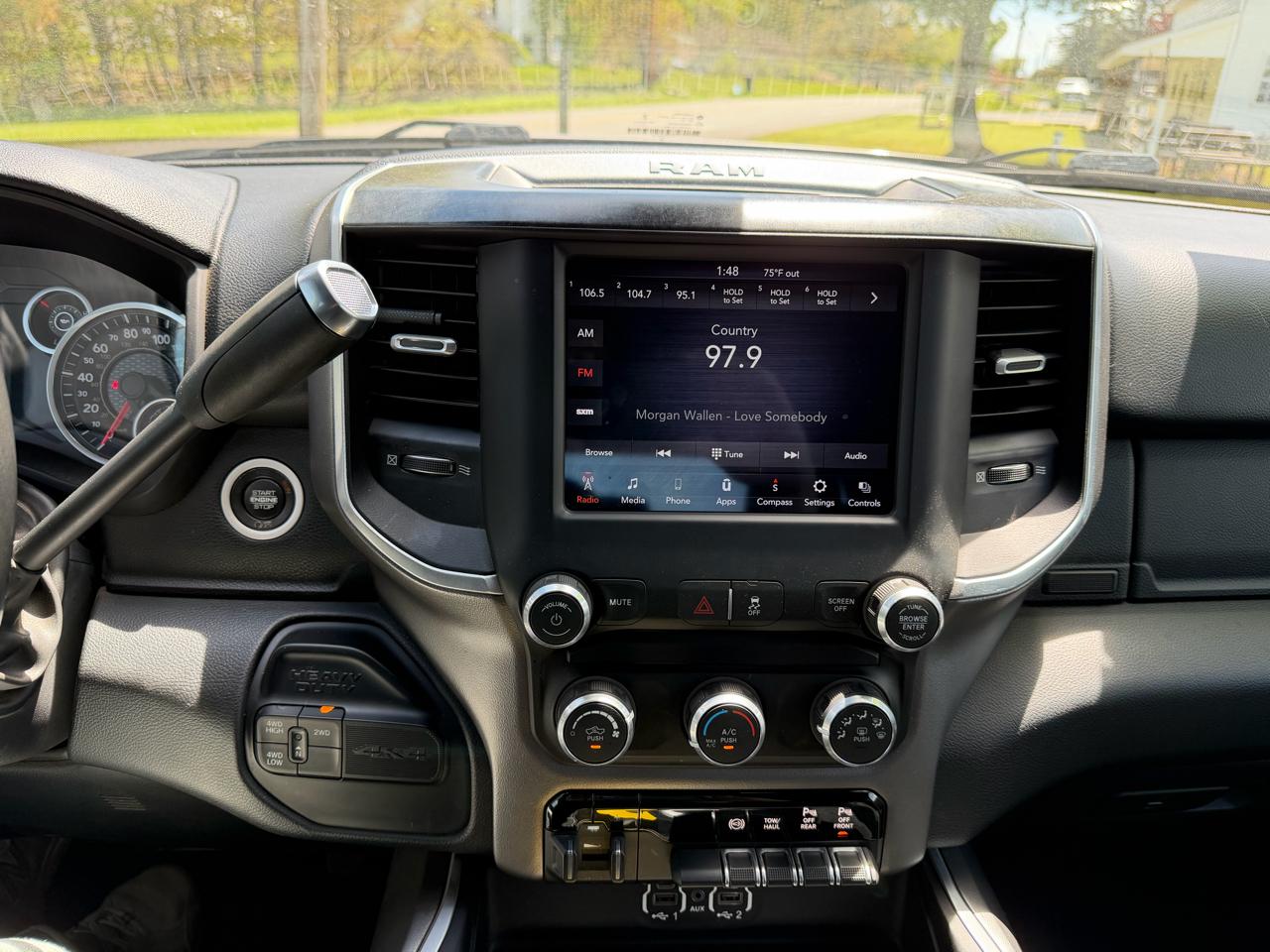 RAM 2500 Big Horn 4x4 Mega Cab 6'4" Box 2019