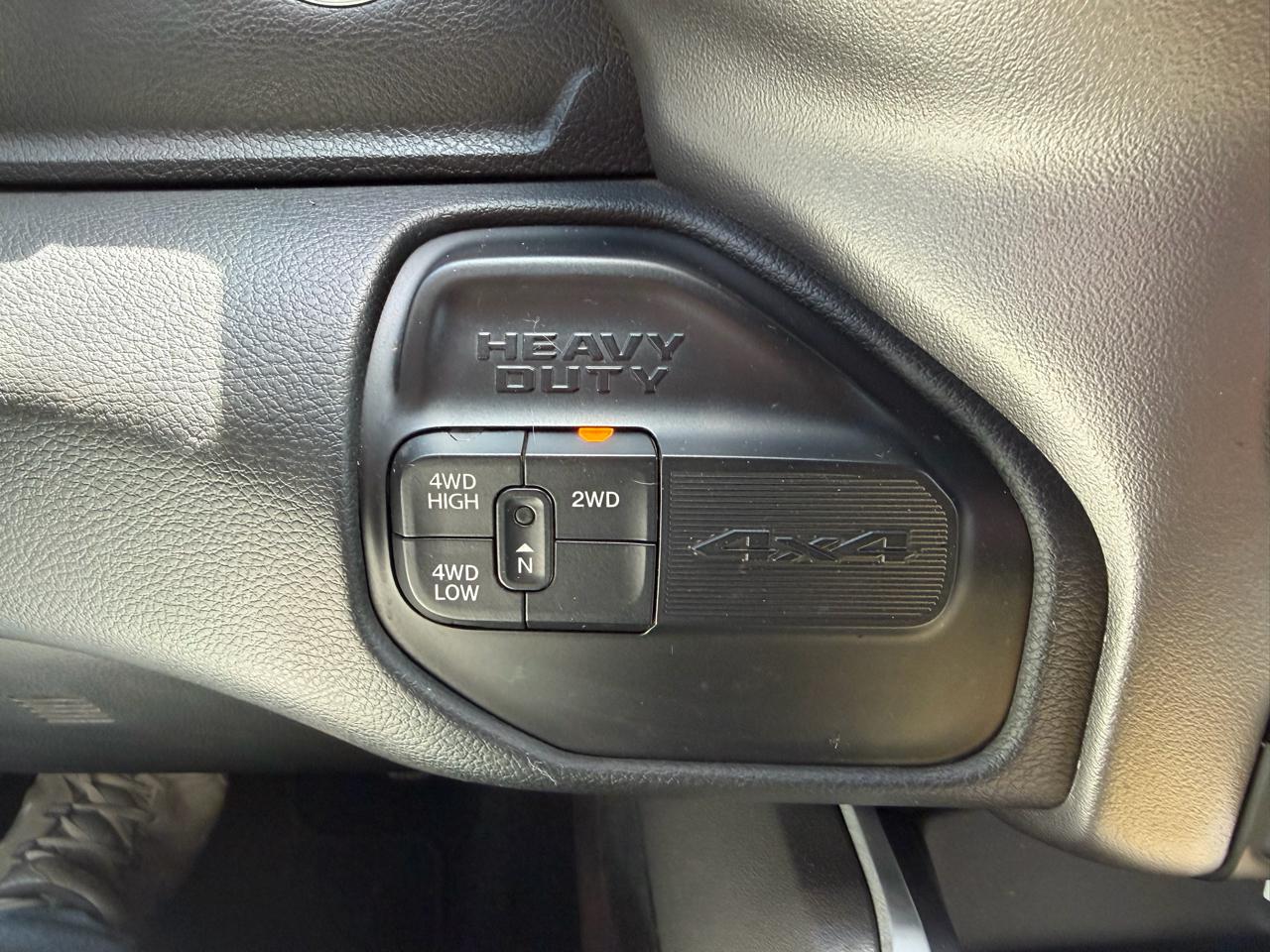 RAM 2500 Big Horn 4x4 Mega Cab 6'4" Box 2019
