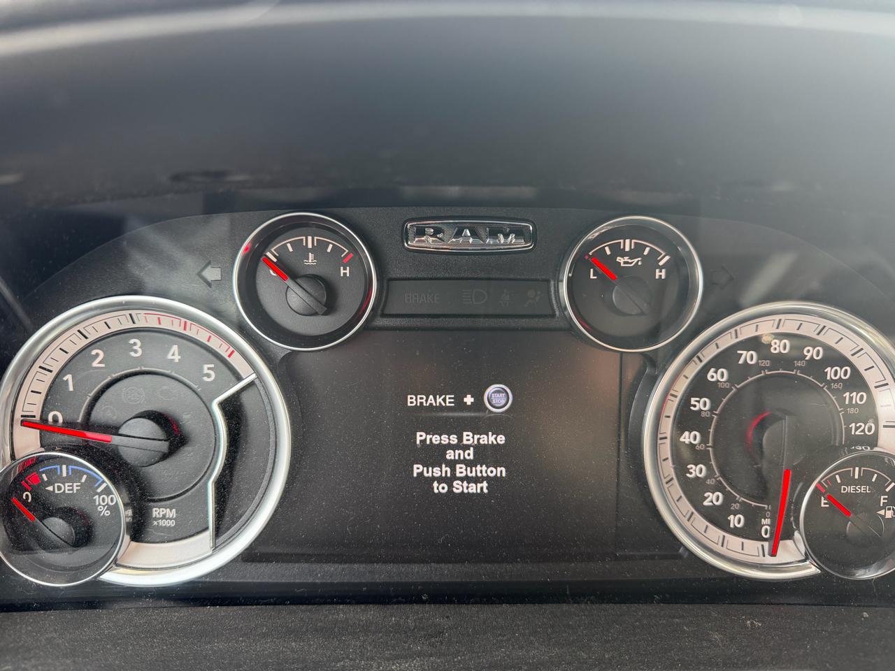 RAM 2500 Laramie 4x4 Crew Cab 6'4" Box 2018