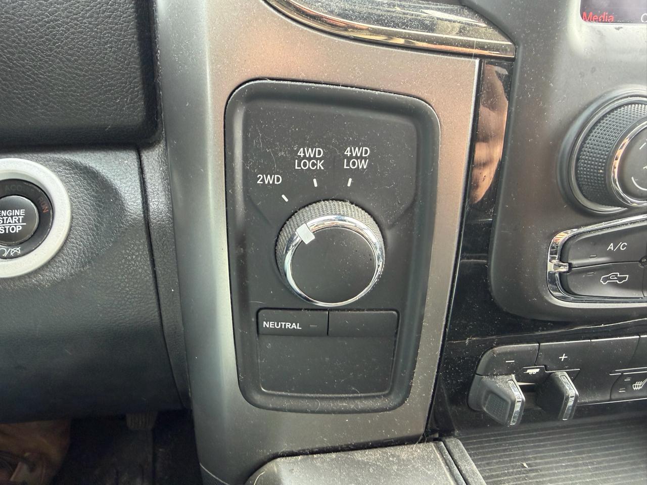 RAM 2500 Laramie 4x4 Crew Cab 6'4" Box 2018