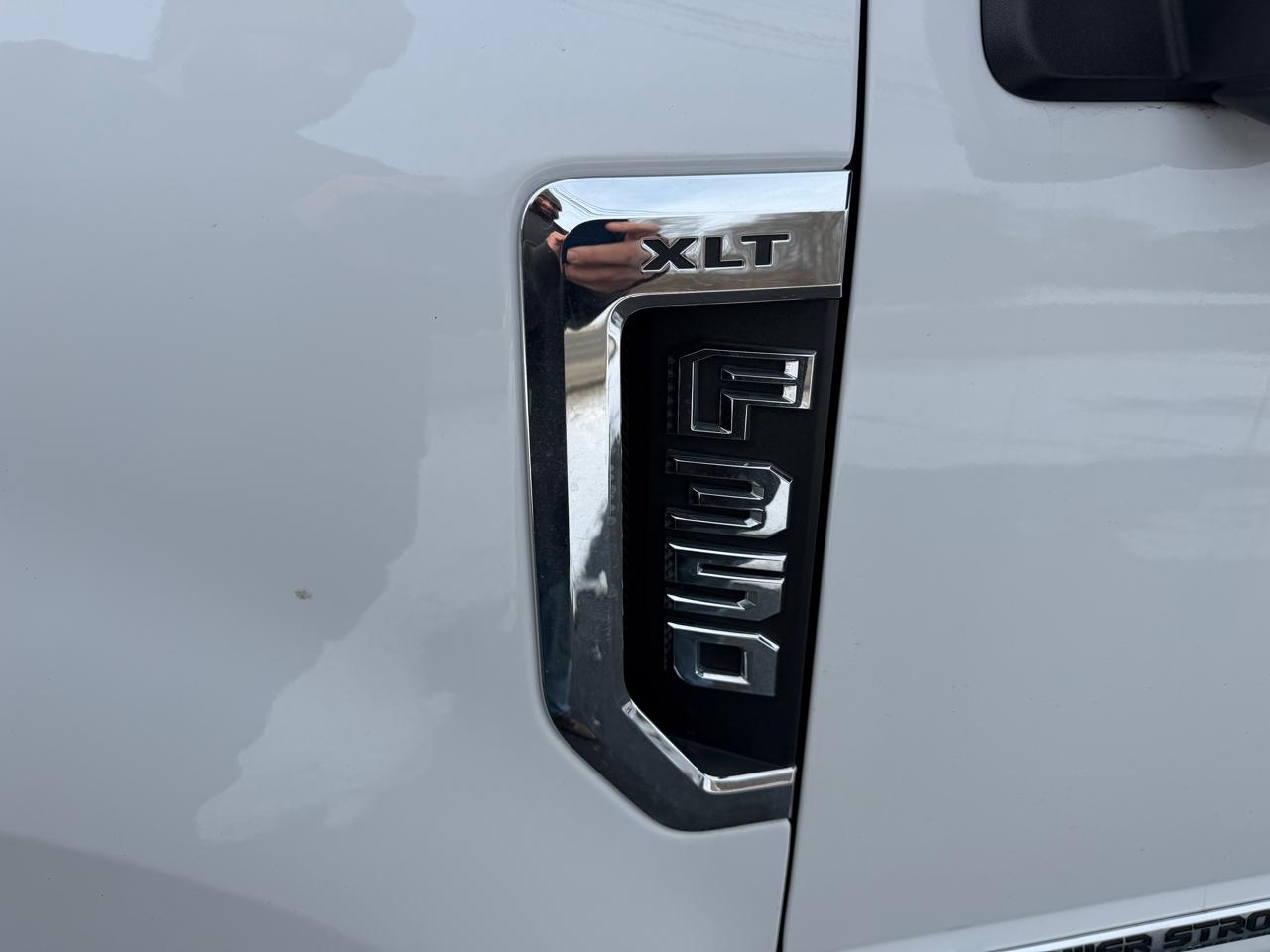 Ford Super Duty F-350 SRW XLT 4WD SuperCab 6.75' Box 2019