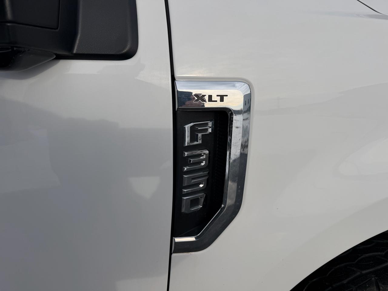 Ford Super Duty F-350 SRW XLT 4WD SuperCab 6.75' Box 2019