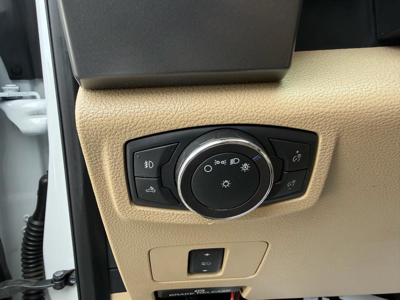 Ford Super Duty F-350 SRW XLT 4WD SuperCab 6.75' Box 2019