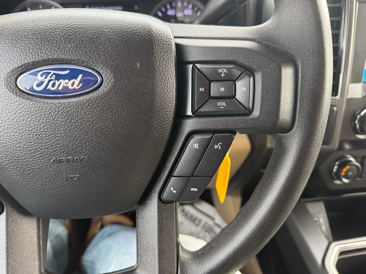 Ford Super Duty F-350 SRW XLT 4WD SuperCab 6.75' Box 2019