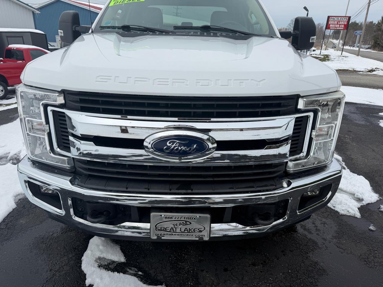 Ford Super Duty F-350 SRW XLT 4WD SuperCab 6.75' Box 2019