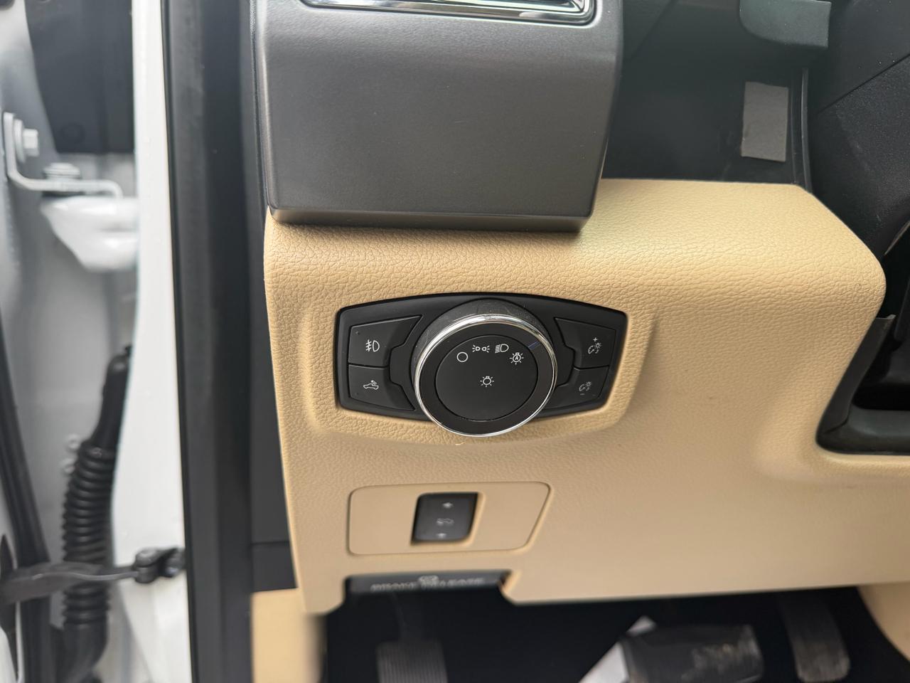 Ford Super Duty F-350 SRW XLT 4WD SuperCab 6.75' Box 2019