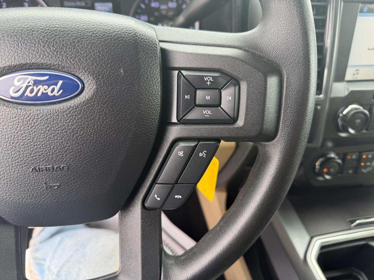 Ford Super Duty F-350 SRW XLT 4WD SuperCab 6.75' Box 2019