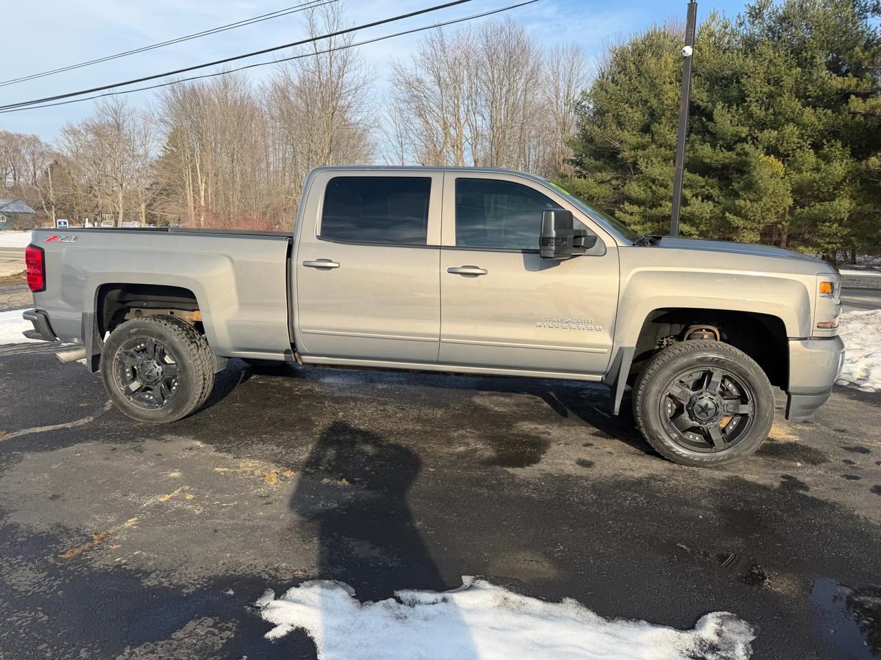 Chevrolet Silverado 1500 4WD Crew Cab 153.0" LT w/2LT 2017