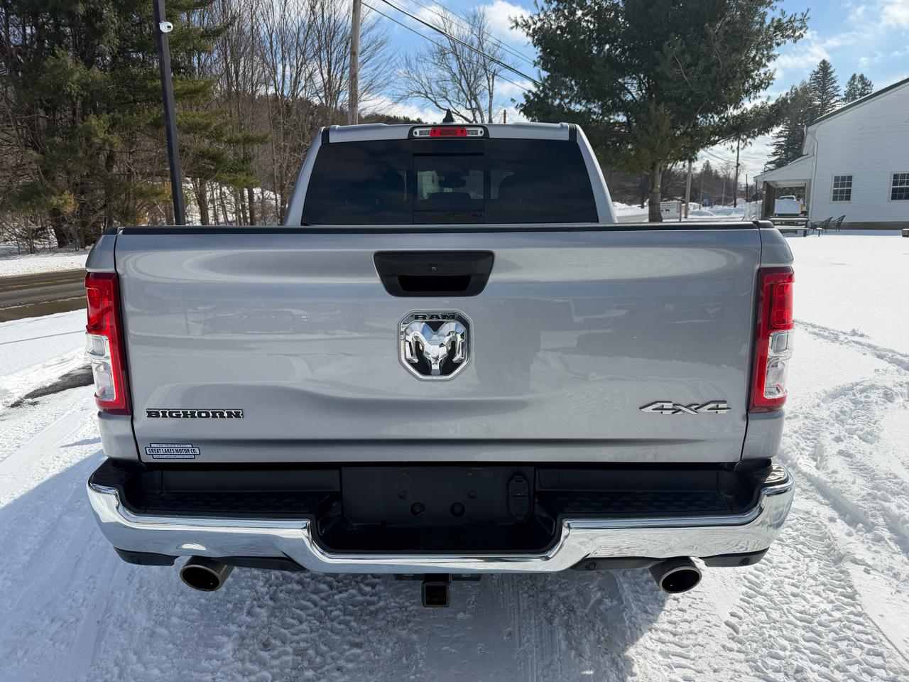 RAM 1500 Big Horn 4x4 Crew Cab 5'7" Box 2023