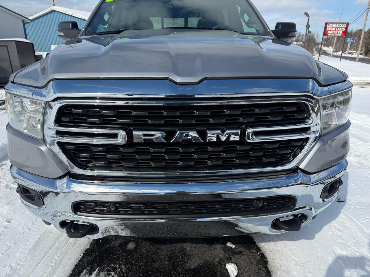 RAM 1500 Big Horn 4x4 Crew Cab 5'7" Box 2023