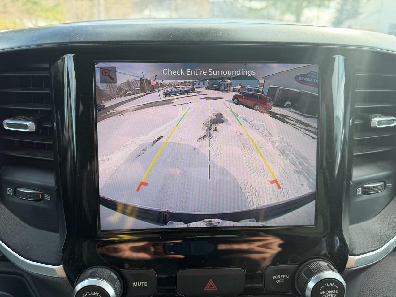 RAM 1500 Big Horn 4x4 Crew Cab 5'7" Box 2023