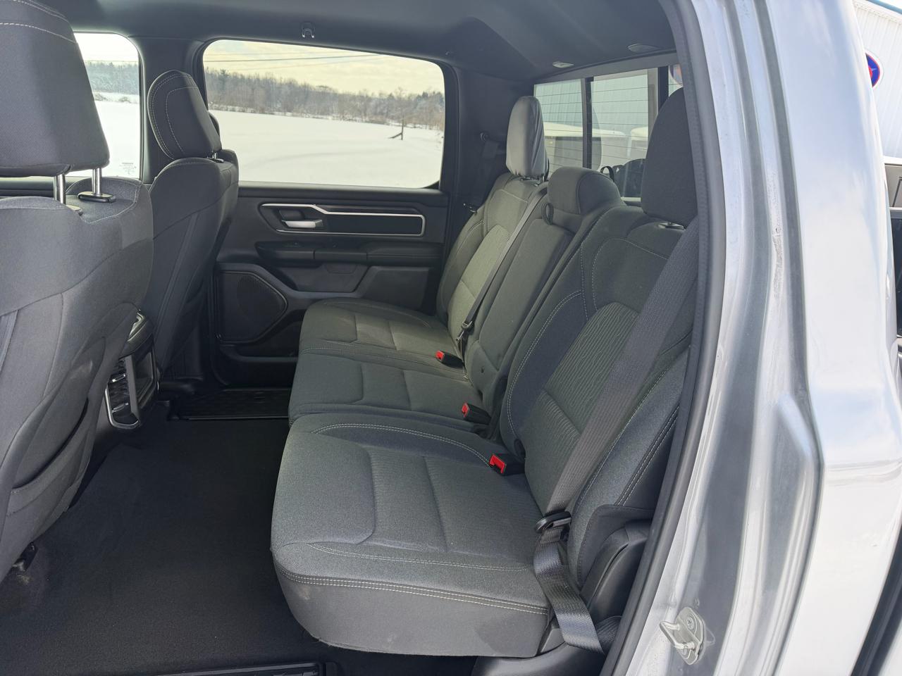 RAM 1500 Big Horn 4x4 Crew Cab 5'7" Box 2023