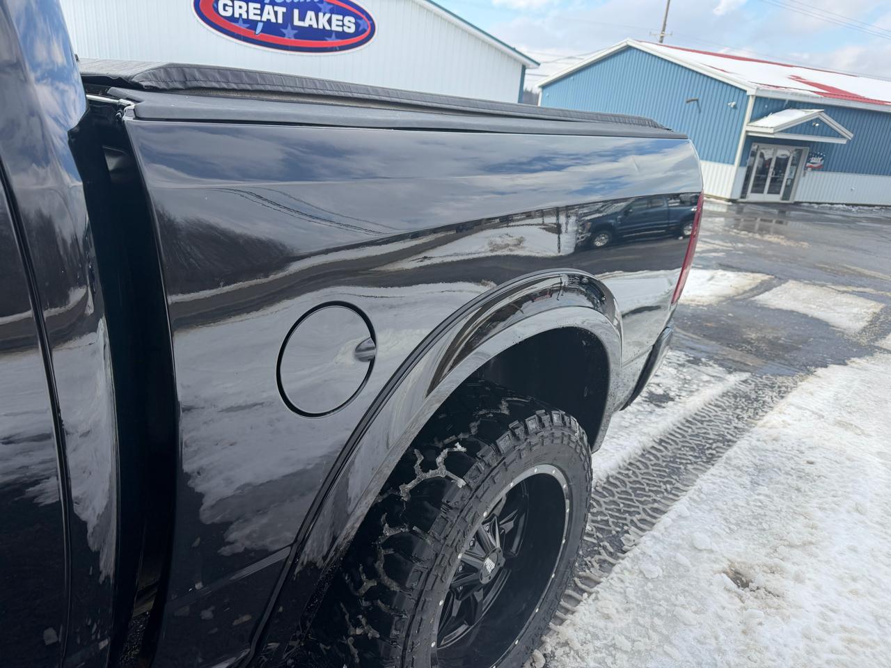 RAM 1500 4WD Crew Cab 140.5" Express 2014