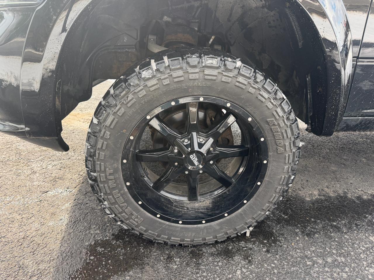 RAM 1500 4WD Crew Cab 140.5" Express 2014