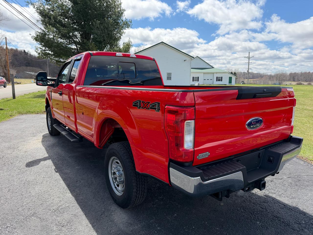 Ford Super Duty F-250 SRW 4WD SuperCab 158" XL 2018