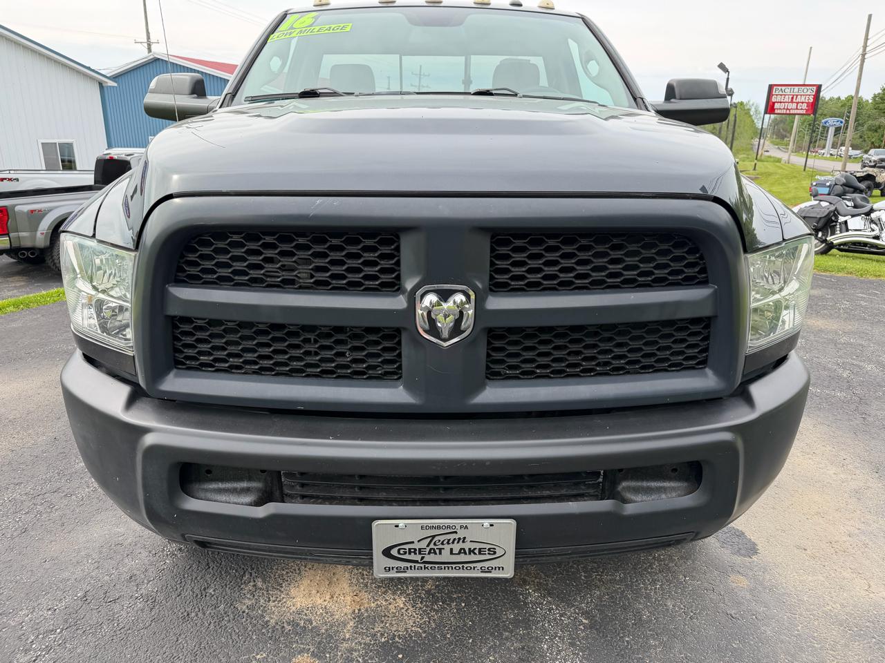 RAM 2500 4WD Reg Cab 140.5" Tradesman 2016