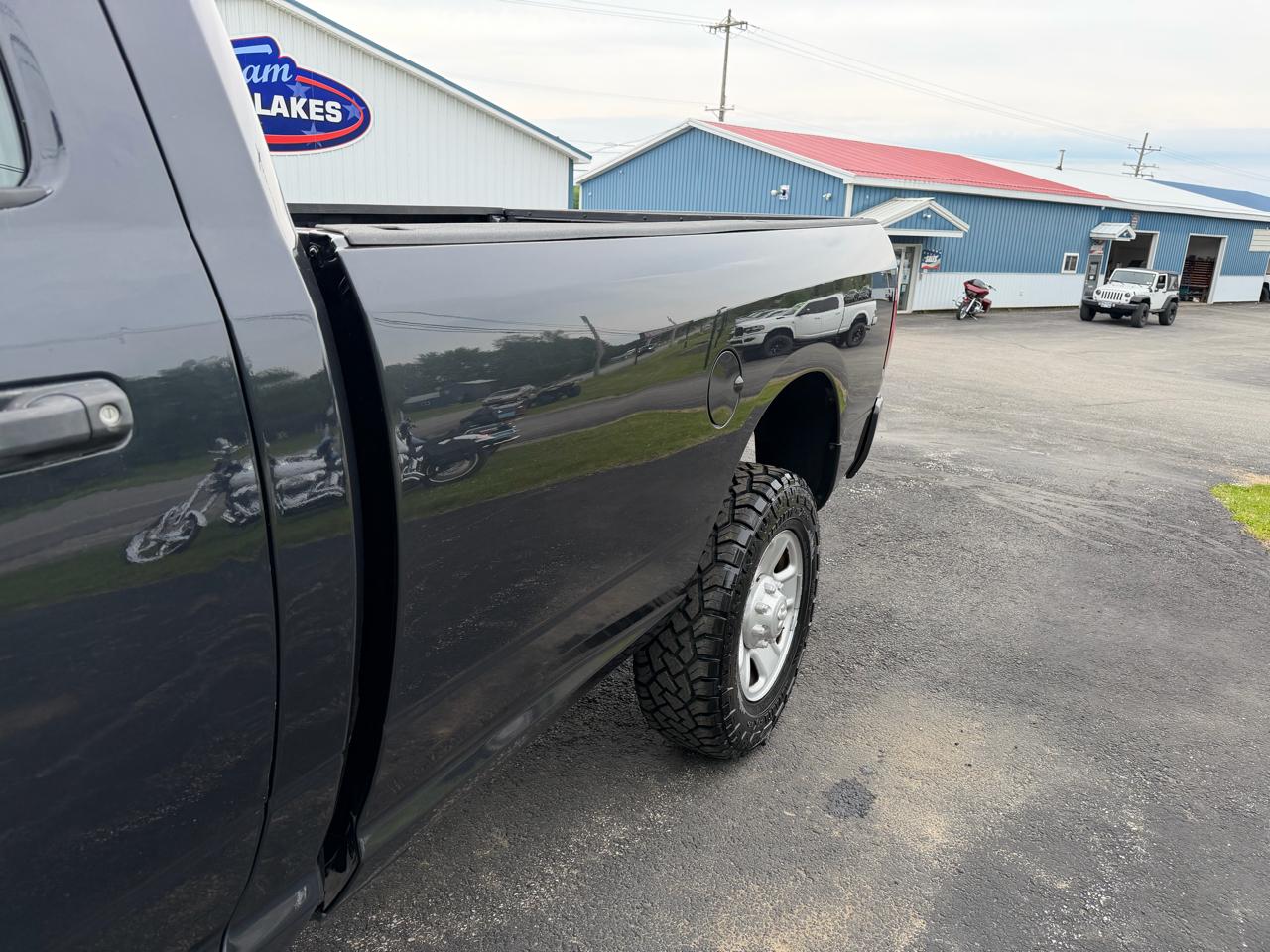 RAM 2500 4WD Reg Cab 140.5" Tradesman 2016