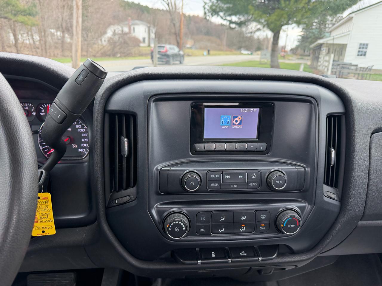 Chevrolet Silverado 1500 4WD Reg Cab 119.0" Work Truck 2015