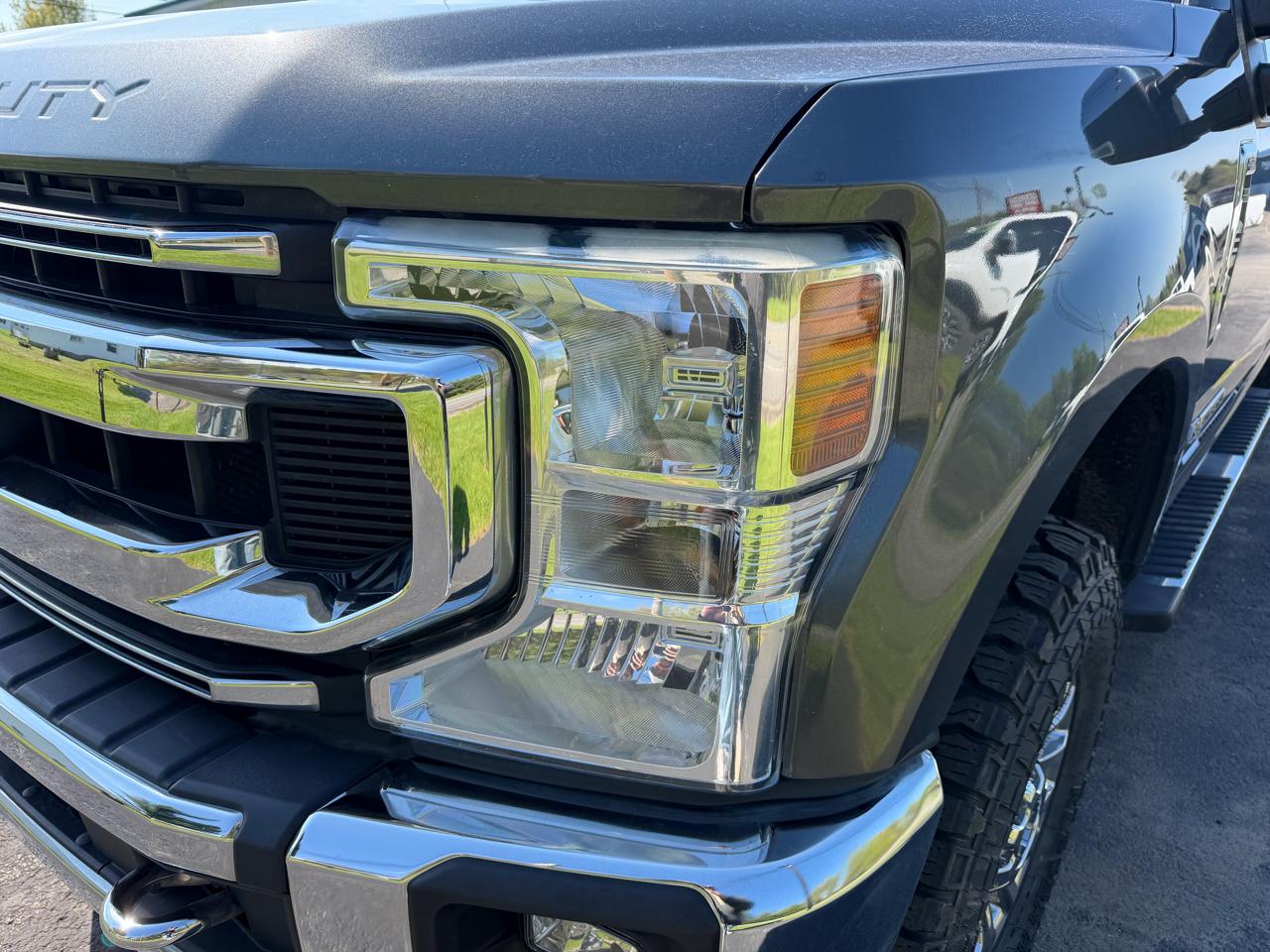 Ford Super Duty F-250 SRW XLT 4WD Crew Cab 6.75' Box 2020