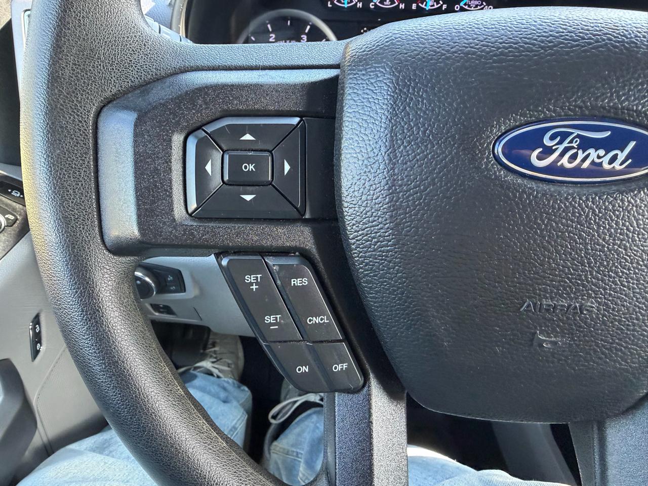 Ford Super Duty F-250 SRW XLT 4WD Crew Cab 6.75' Box 2020