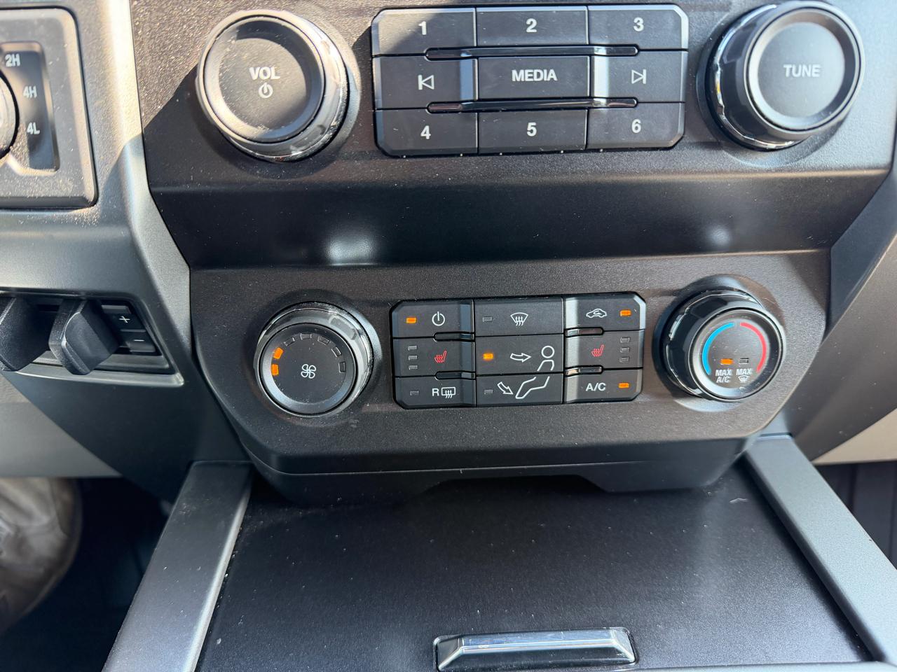 Ford Super Duty F-250 SRW XLT 4WD Crew Cab 6.75' Box 2020