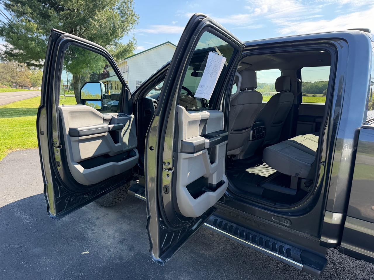 Ford Super Duty F-250 SRW XLT 4WD Crew Cab 6.75' Box 2020