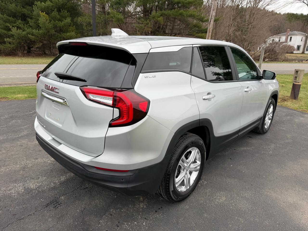 GMC Terrain FWD 4dr SLE 2022