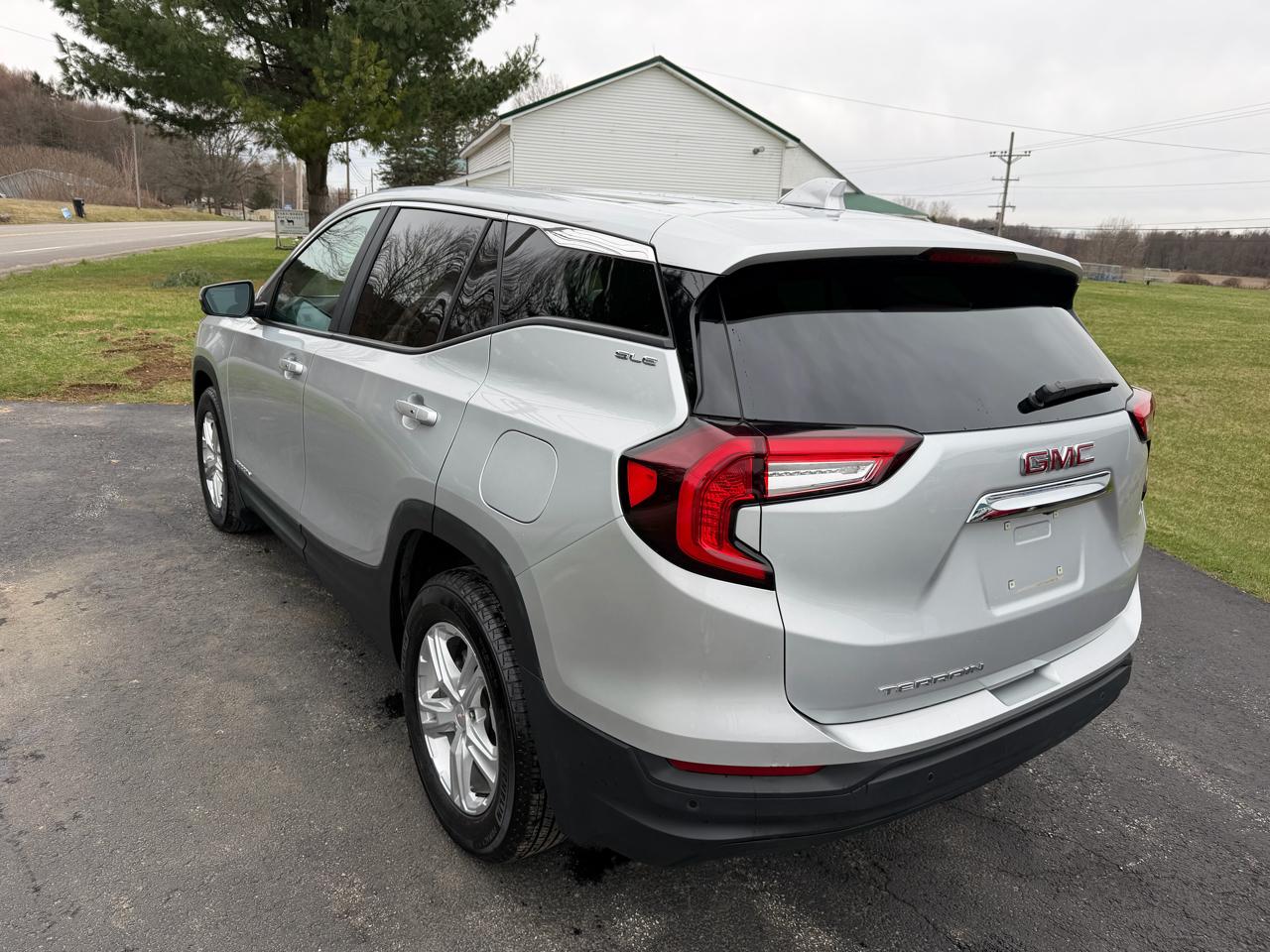 GMC Terrain FWD 4dr SLE 2022