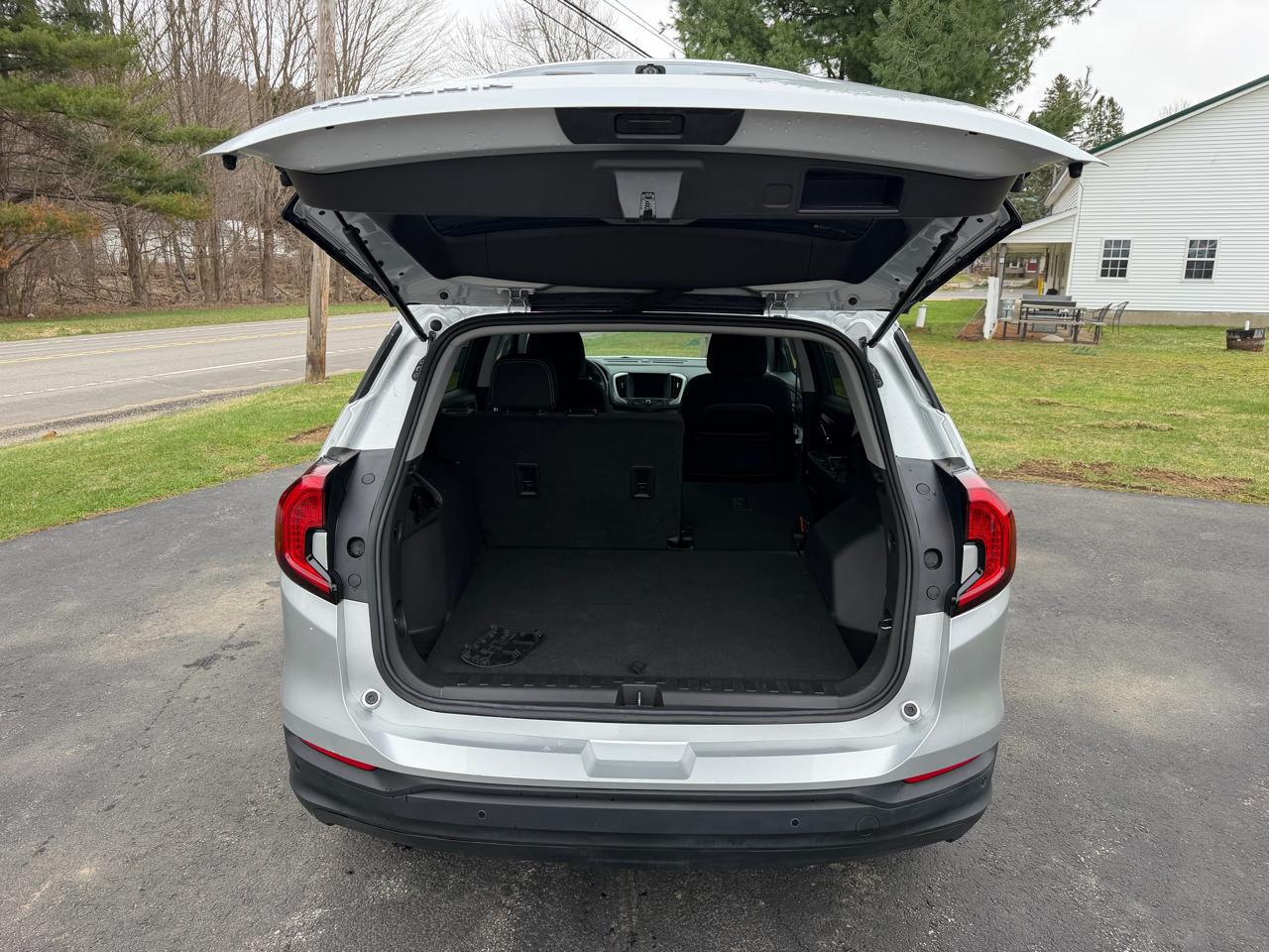 GMC Terrain FWD 4dr SLE 2022