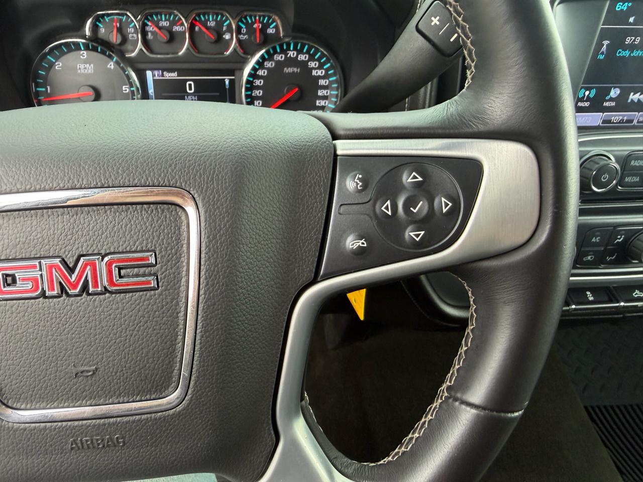 GMC Sierra 1500 4WD Crew Cab 143.5" SLE 2017